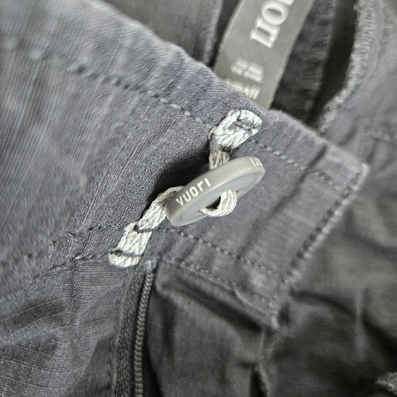 Vuori The Rise The Shine ripstop charcoal pants S - Picture 7 of 12